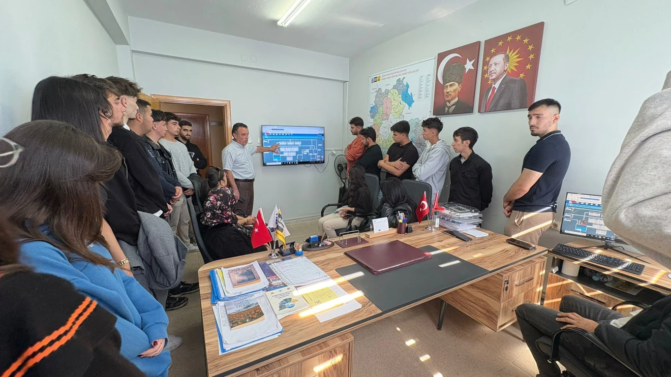 Alternatif Enerji Kaynakları Teknolojisi Programı Öğrencileri Teknik Gezi Yaptı